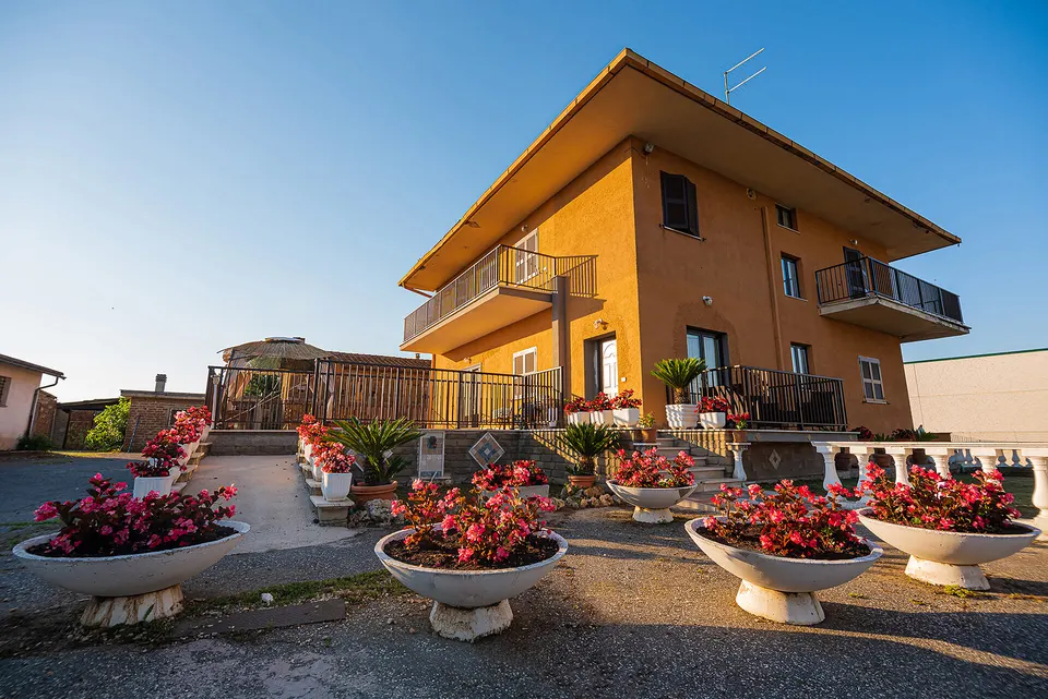 Casa Armonia, Nepi